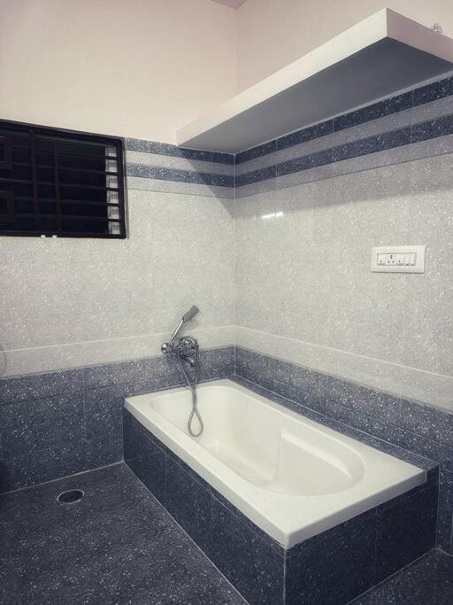 Krishna Homes Bangalore Esterno foto